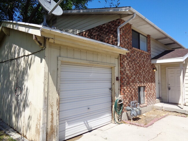 Building Photo - 2534 W 3360 S