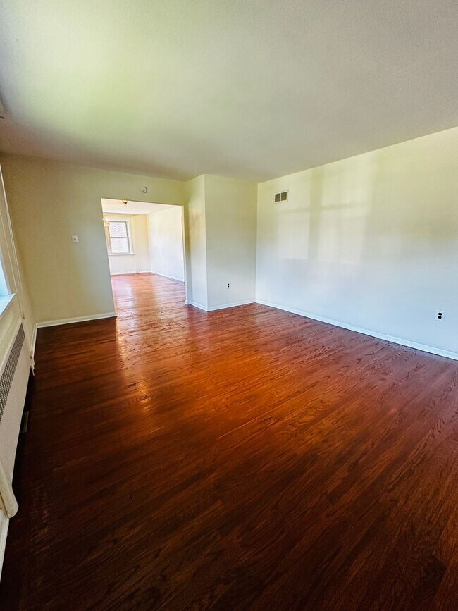 Building Photo - 3408 Brunswick Ave