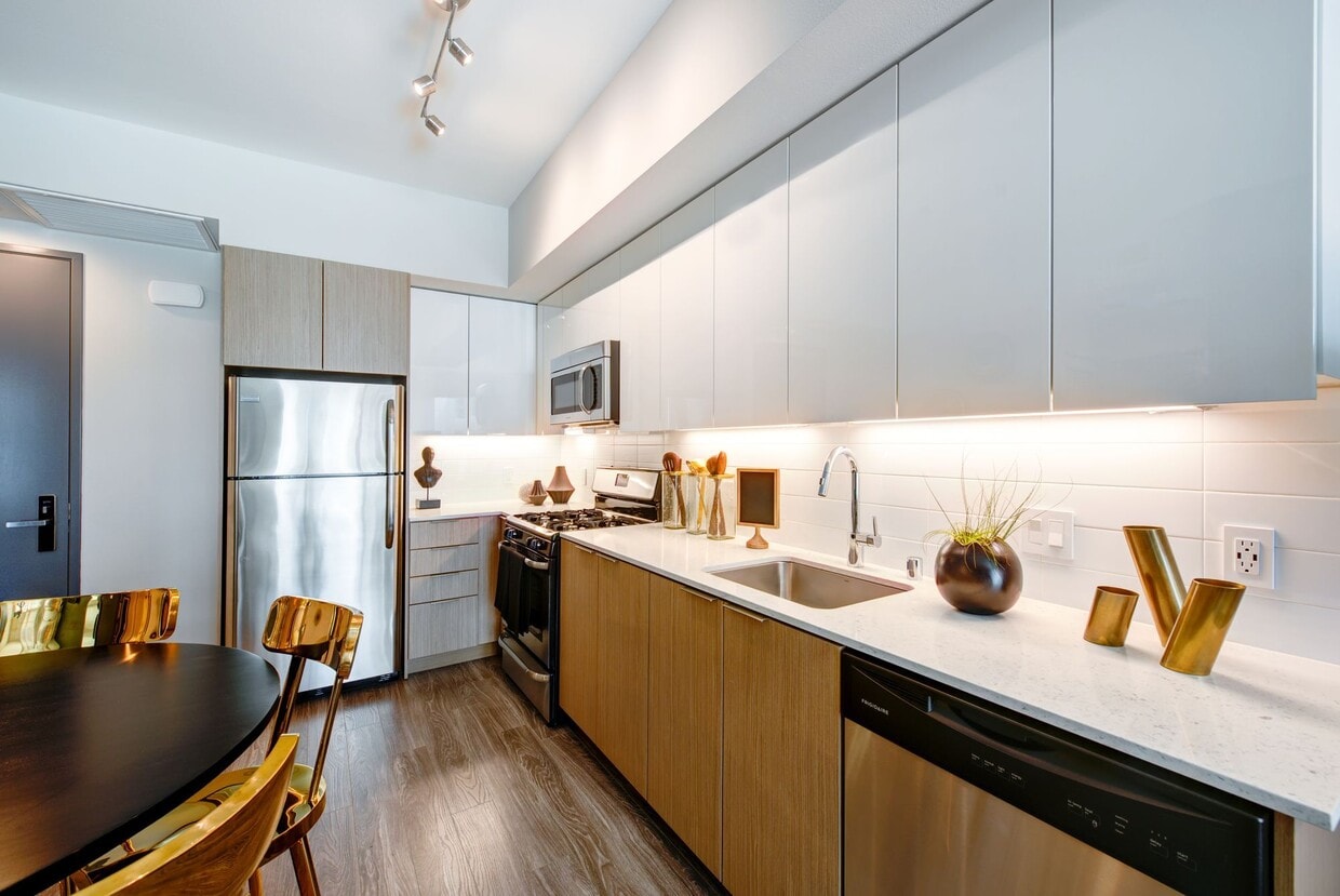 Wren Apartments in Los Angeles, CA Westside Rentals