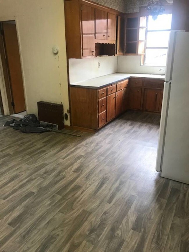 Foto del edificio - 1703 E 2nd St