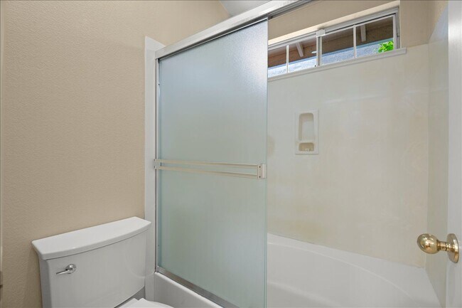 Foto del edificio - 38806 Litchfield Cir