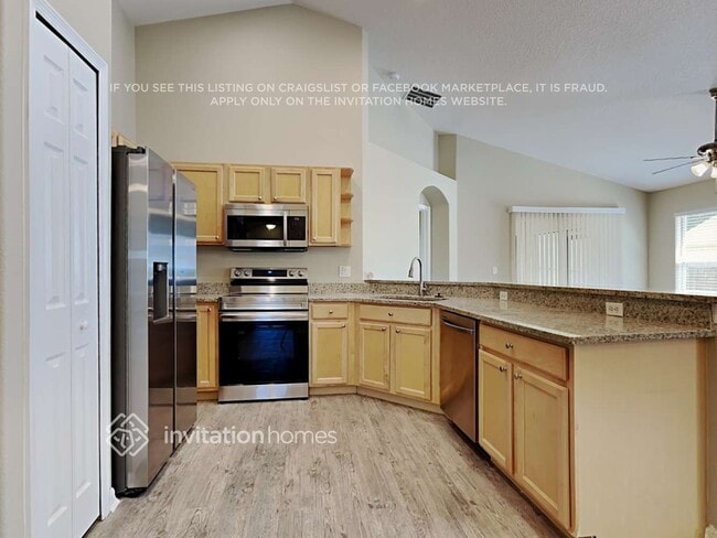 Building Photo - 3155 Lindera Dr