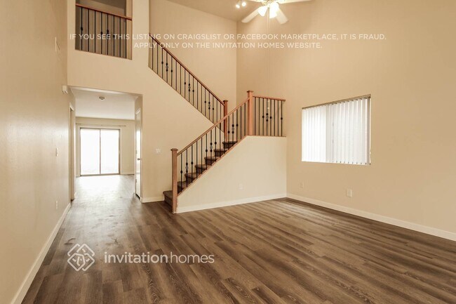 Foto del edificio - 11232 W College Dr