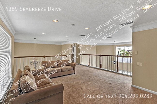 Building Photo - 4389 Seabreeze Dr