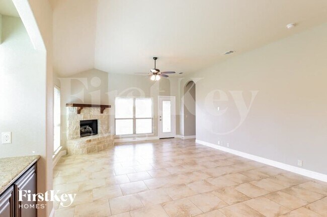 Building Photo - 1125 Marigold Dr