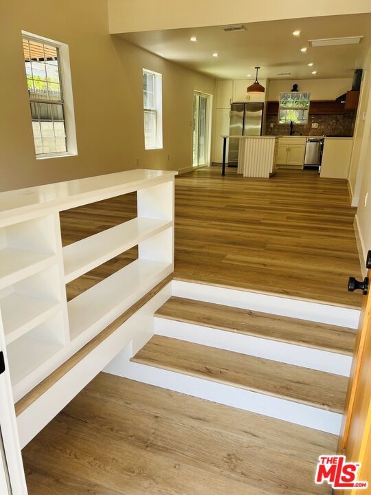 Foto del edificio - 3815 Fernwood Ave