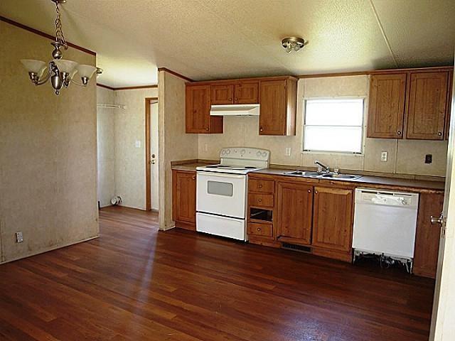 Building Photo - 5363 Co Rd 1411
