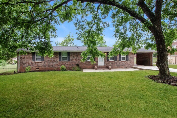 Foto principal - 212 Bartlett St