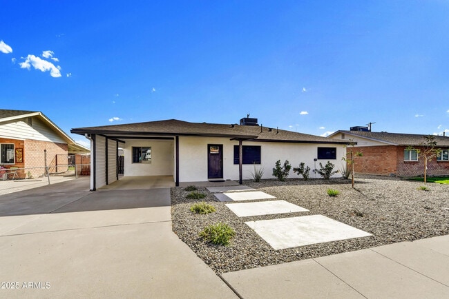 Building Photo - 2223 N 74th St