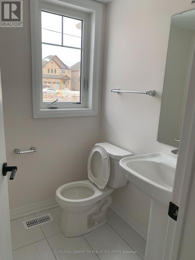 Photo du bâtiment - 94 Ambereen Pl