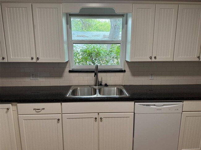 Foto del edificio - 1005 #7 Hazelton St