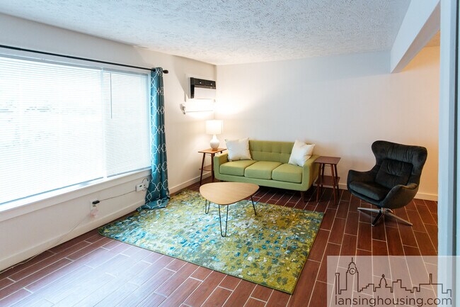 Foto del edificio - 331 E Hillsdale St