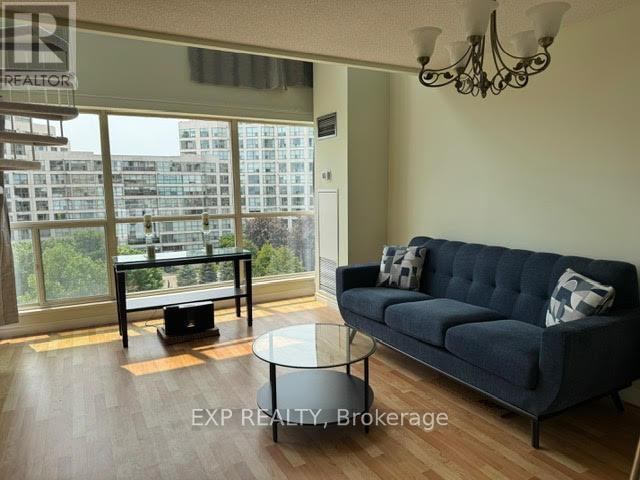 Photo du bâtiment - 2261-2261 Lake Shore Blvd W