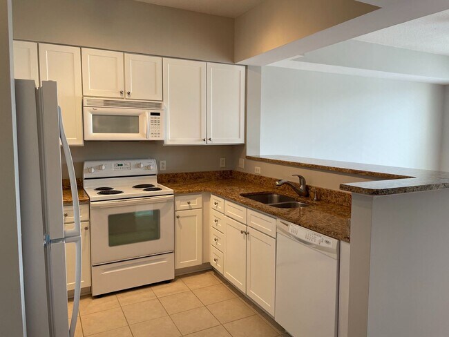 Photo - 1315 East Blvd House