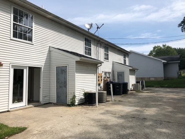 Building Photo - 213 Donalynn Dr