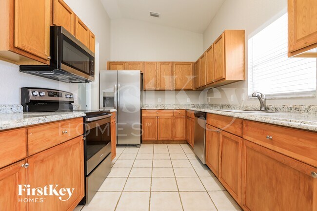 Foto del edificio - 4517 Lovett Rd