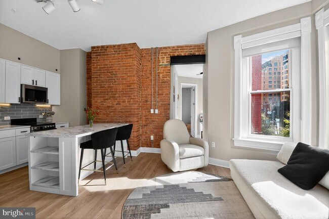 Building Photo - 459 Massachusetts Ave NW