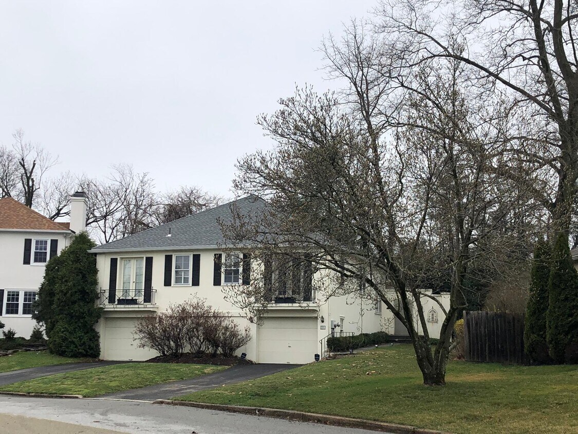 Street view - 25 Hansen Ct