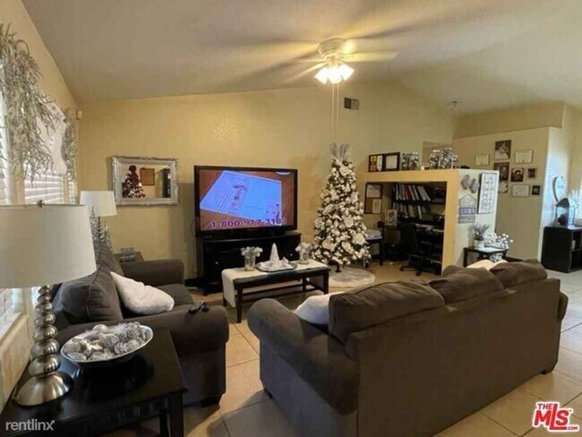 Foto del edificio - 4 br, 2 bath House - 1119 Villa Bonita Ct