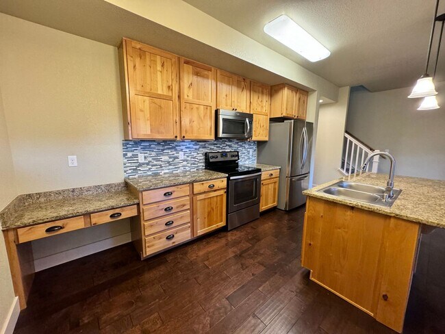 Foto del edificio - Incredible Townhome