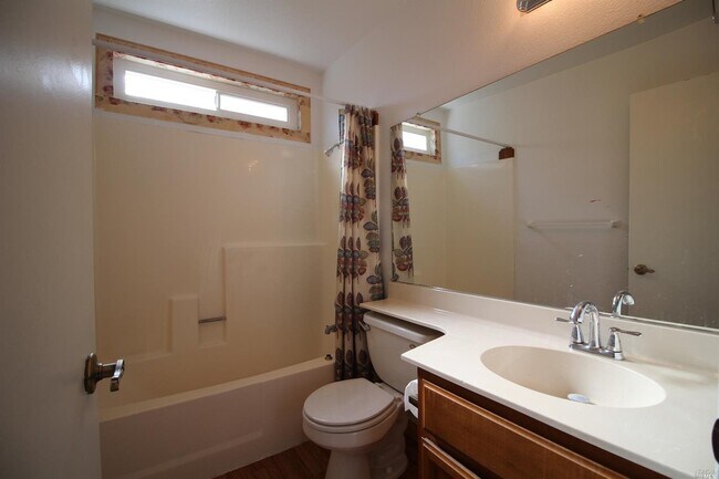 Foto del edificio - 132 Bryce Way