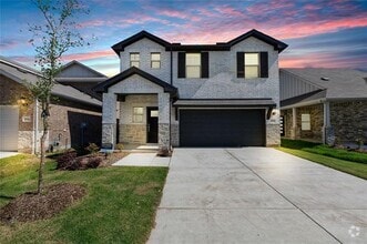 Building Photo - 518 Ezra Ln