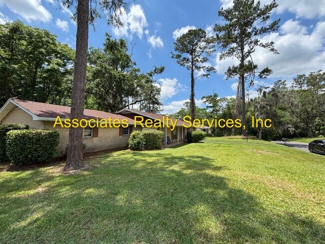 Building Photo - 3 Bed/2 Bath Spacious Home in BLACK ACRES!!!
