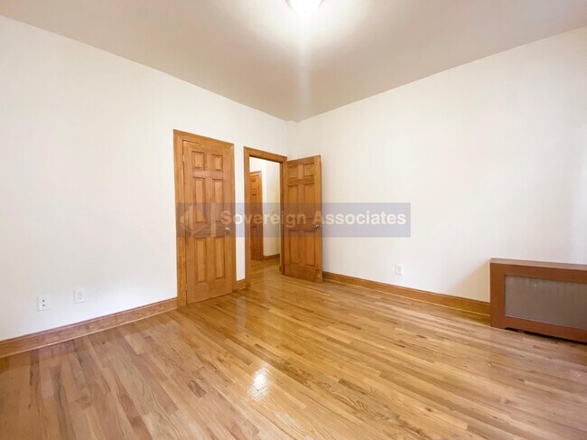 Foto del edificio - 64 West 108th Street