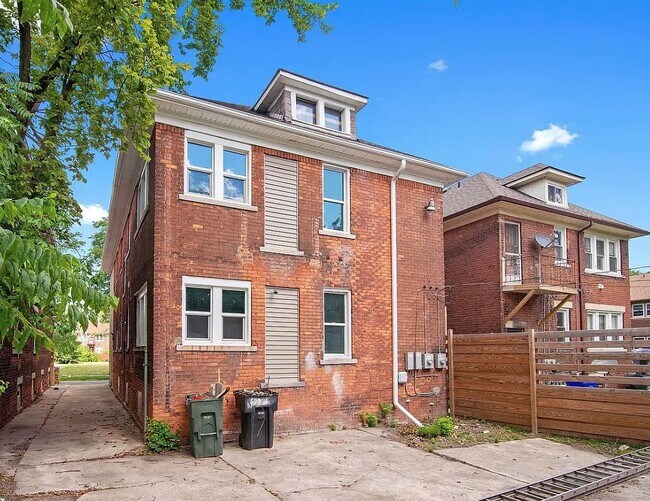Foto del edificio - 2509 Gladstone St