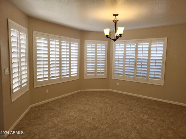 Foto del edificio - 18836 N 68th Ave
