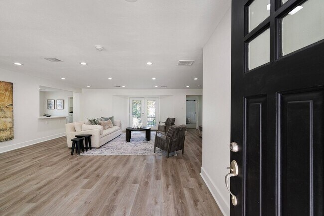 Building Photo - 5538 Yarwell Dr