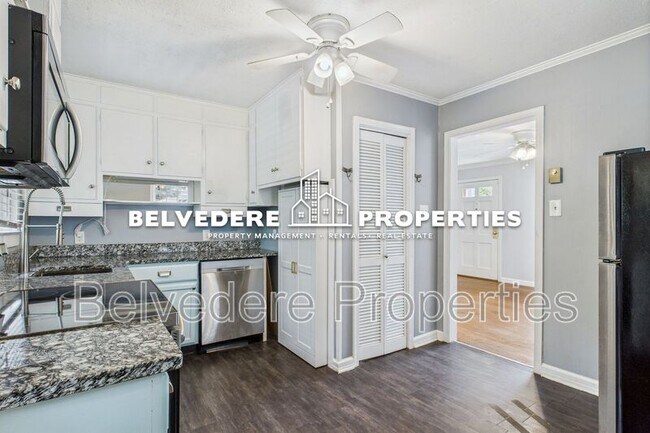 Foto del edificio - 1003 Cleburne St