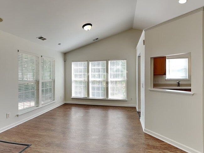 Building Photo - 7940 Ebony Rd