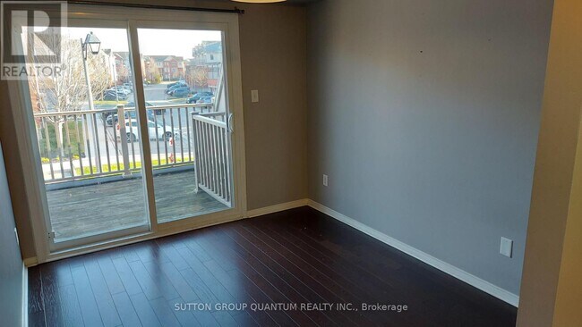 Photo du bâtiment - 8 - 5725 TENTH LINE