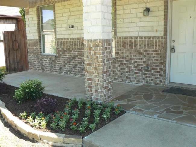 Building Photo - 4416 Barstow Blvd