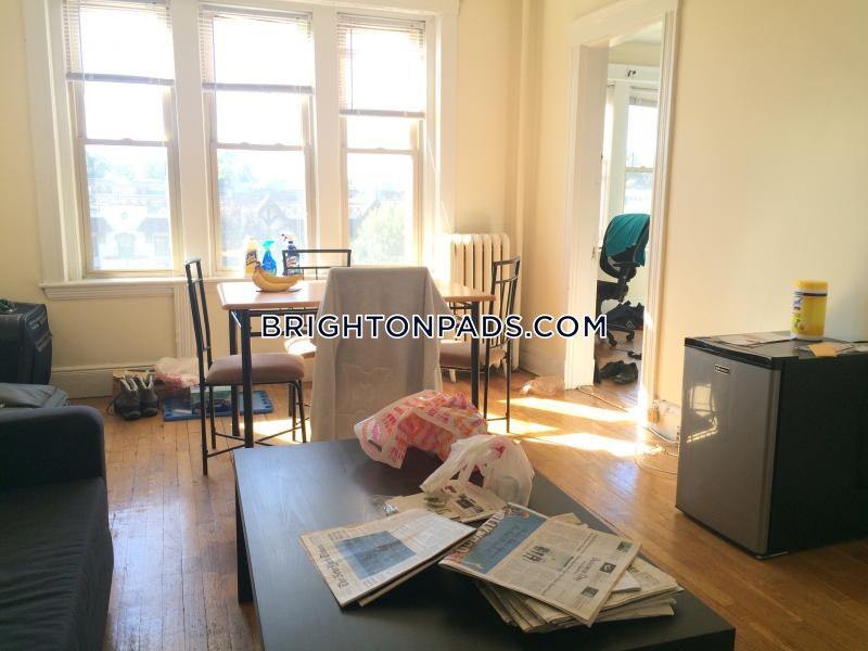 Primary Photo - 1713 Commonwealth Ave