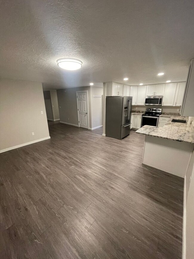 Foto del edificio - 61464 Little John Ln