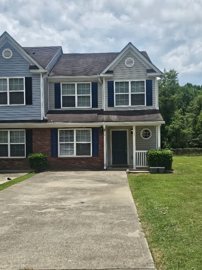 Building Photo - 1300 Maple Valley Ct