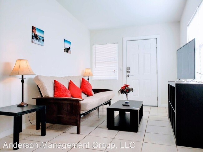 Foto del edificio - 1023 E Buchanon Ave