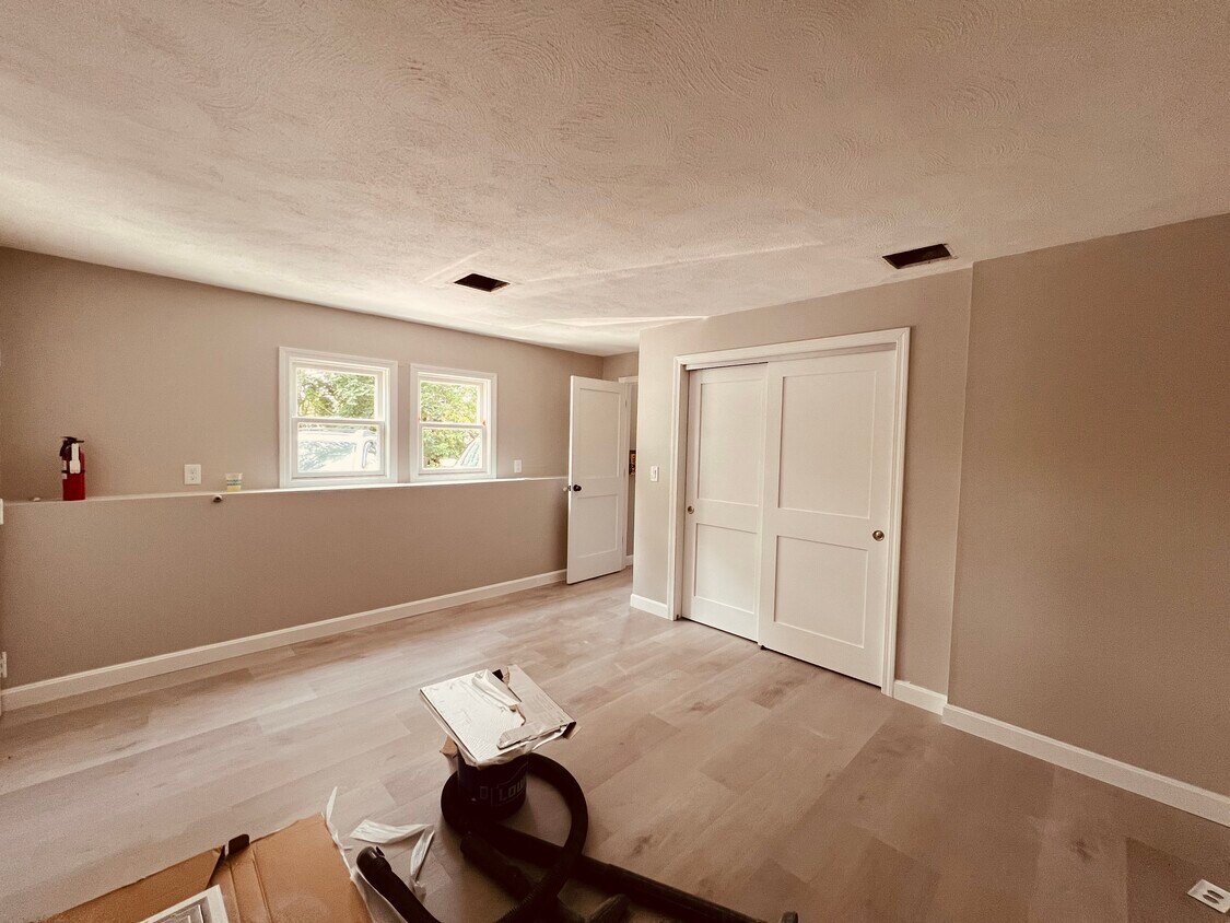 Master Bedroom - 144 Yorkshire St