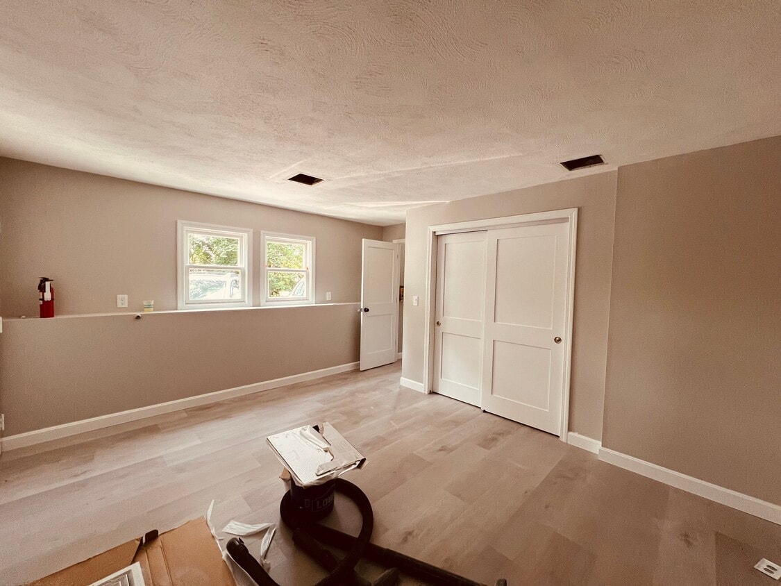 Master Bedroom - 144 Yorkshire St