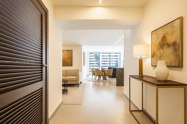 Foto del edificio - 88 SW 7th St