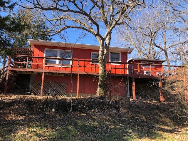 Front of cabin - 659 E 582nd Rd