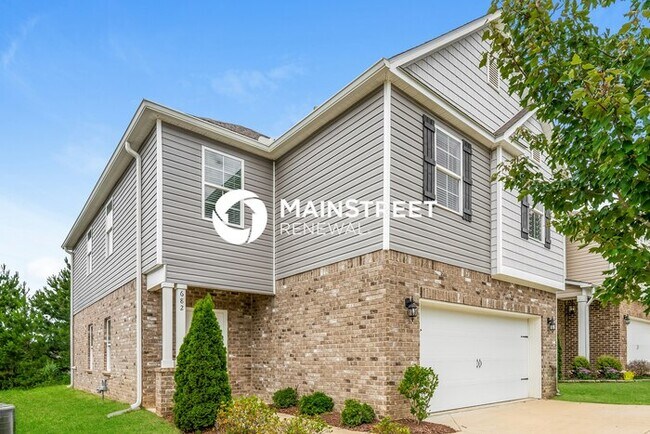 Foto del edificio - 4 Bedroom Pet-Friendly Home in LEEDS, AL w...