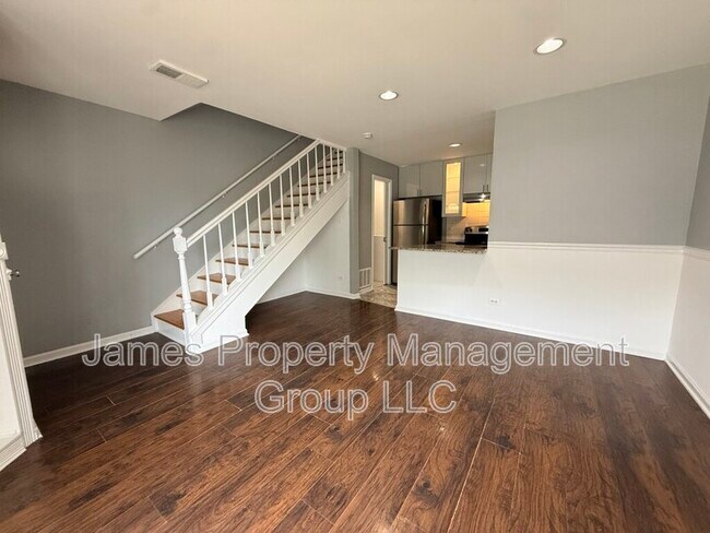 Foto del edificio - 1271 Wyndham Ln