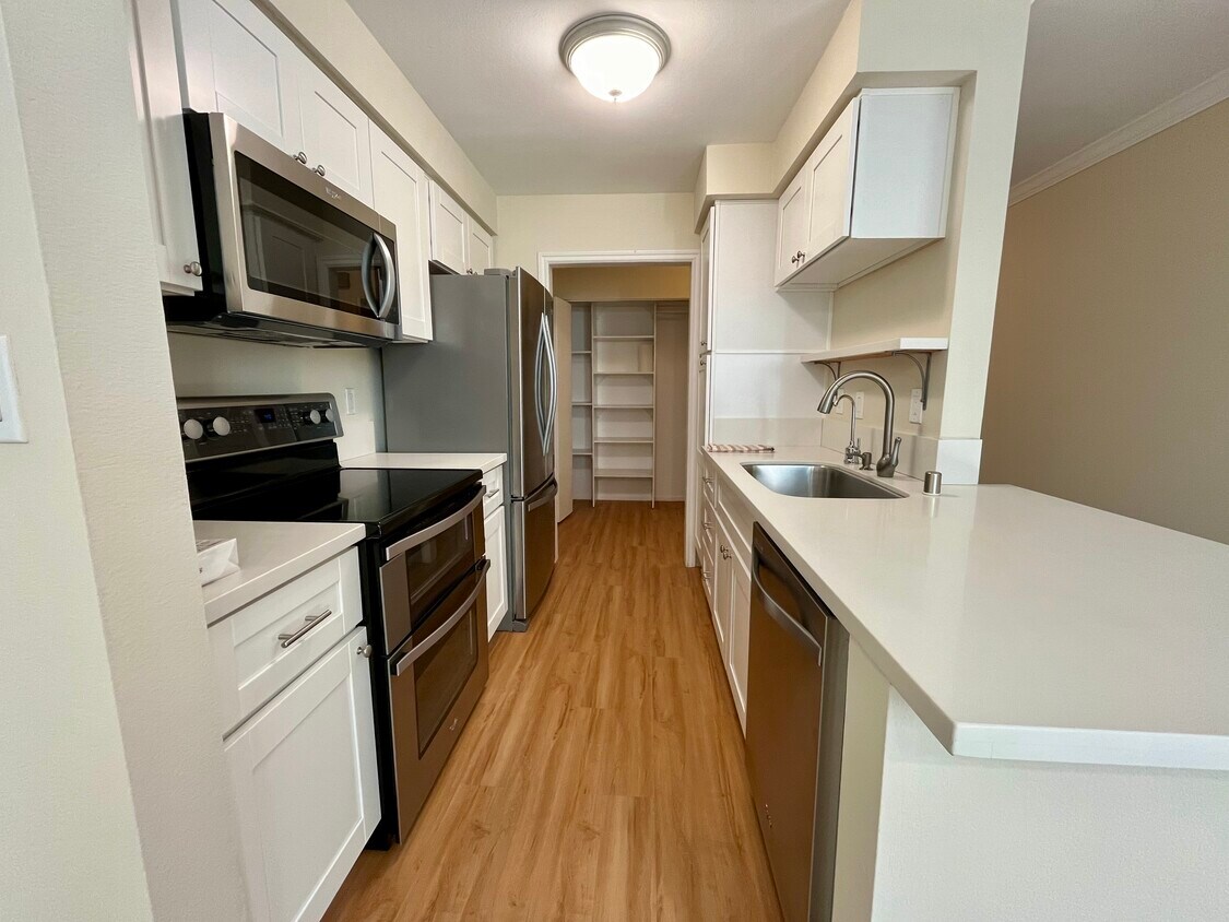 28121 Highridge Rd Unit 411, Rolling Hills Estates, CA 90275 Condo