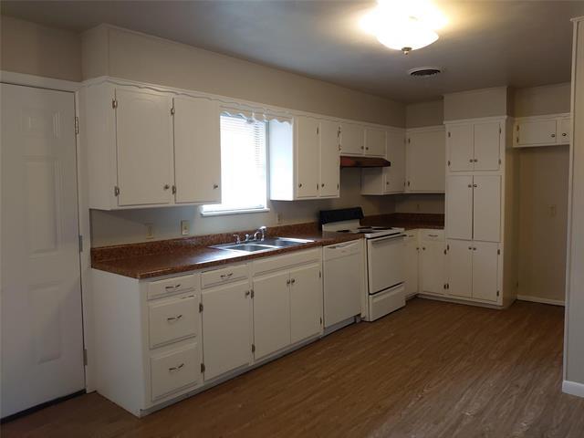 Foto del edificio - 3709 Brookhollow Dr