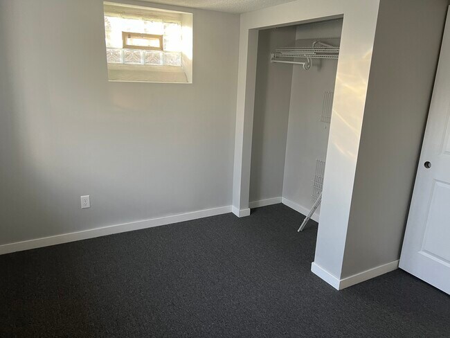 Foto del edificio - 1020 Aurora Ave