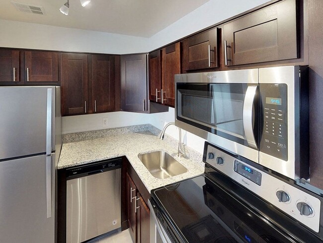 Building Photo - Woodlee Terrace Apartments