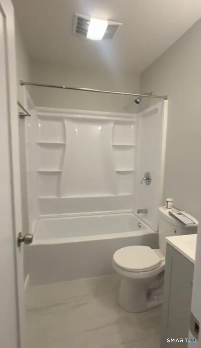 Foto del edificio - 980 Hancock Ave